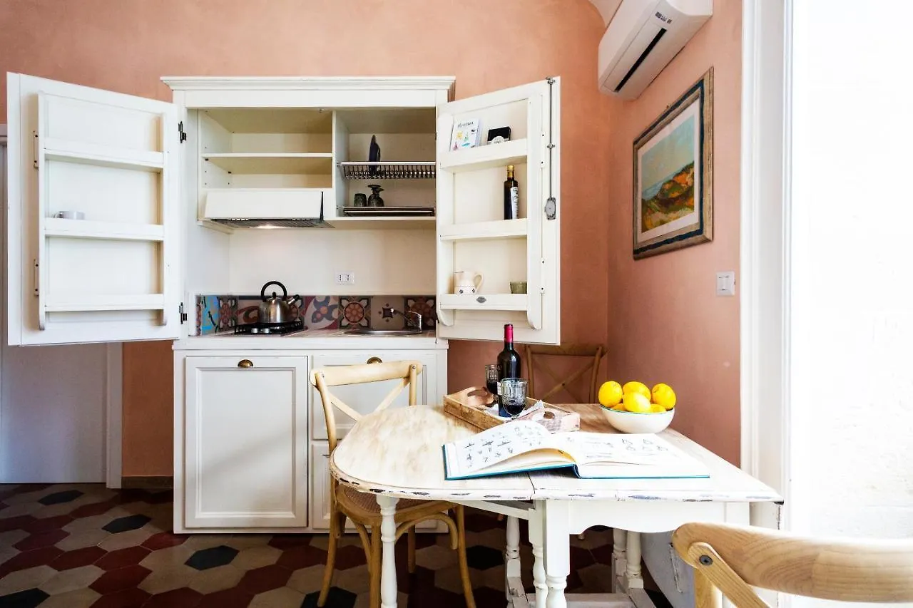 Dimora Di Ulisse Sea View Holiday Apartment Syracuse 0*,  Italy