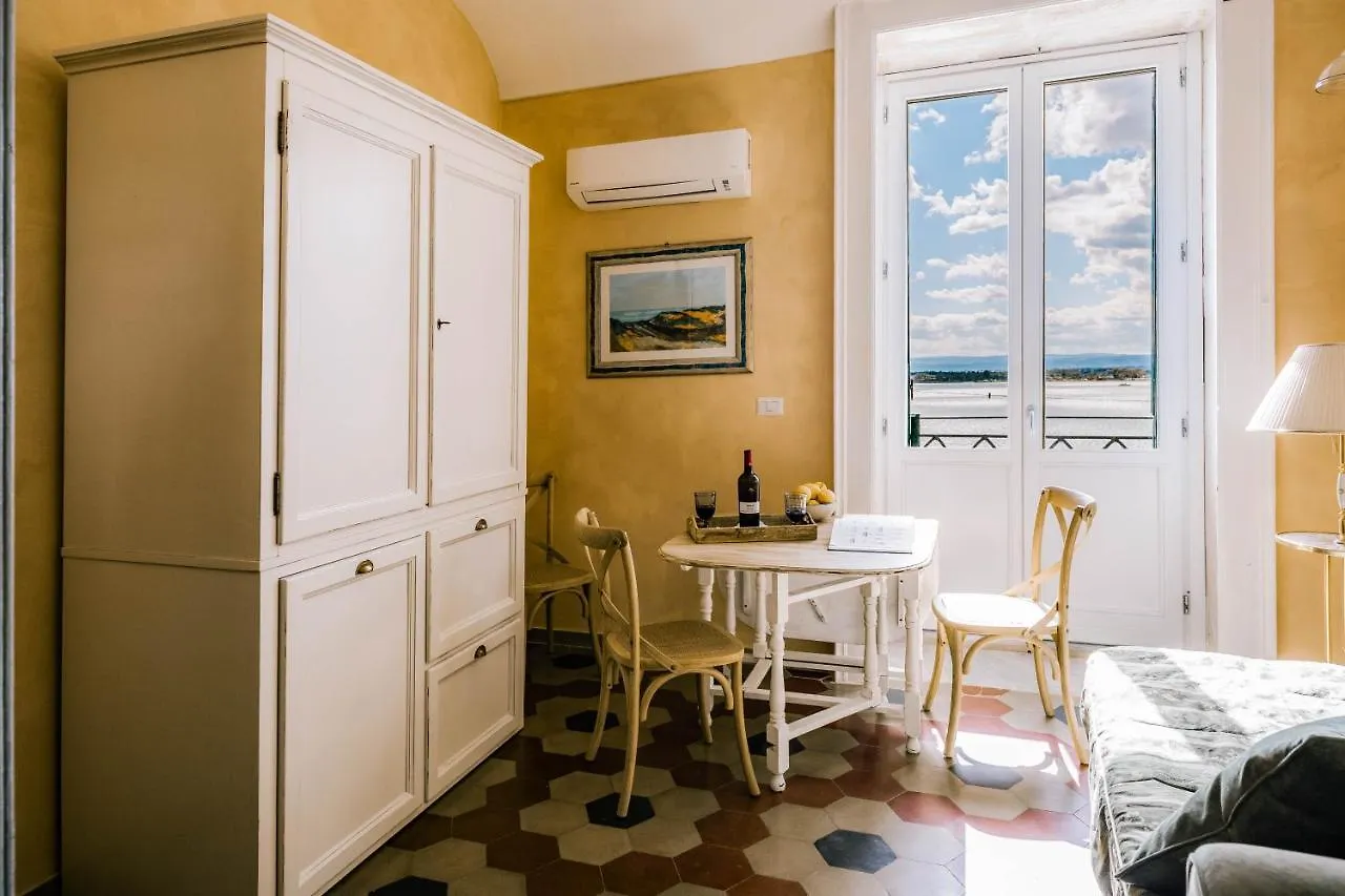 Dimora Di Ulisse Sea View Holiday Apartment Syrakus Italien